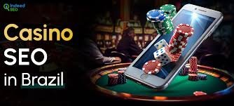 Pengguna memastikan keamanan akun dengan kata sandi kuat dan pengaturan privasi di platform hiburan digital